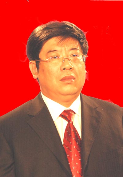 男,1963年4月出生,汉族, a target="_blank" href="/item/卢龙县