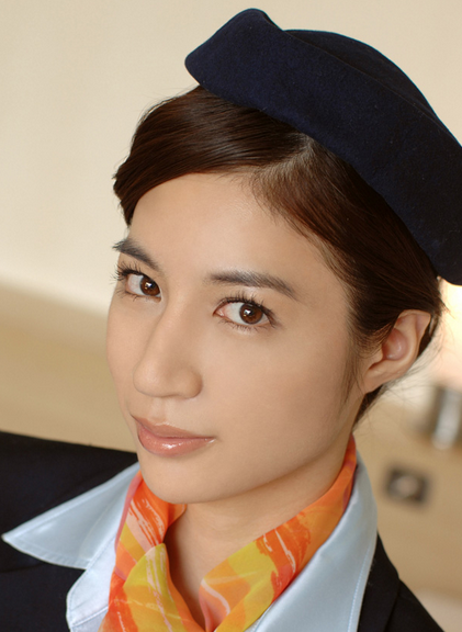  p>铃木杏里,日本 a href="#" data-lemmaid="18088">女优 /a>,1985年