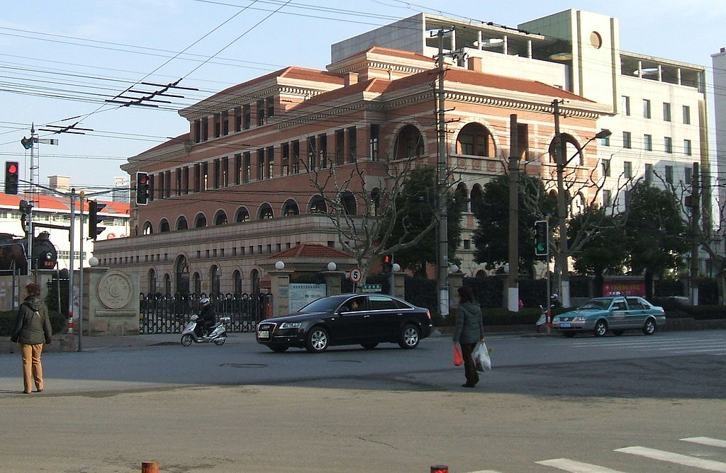  p>上海北站(shanghaibei railway station)位于上海市静安区,是原