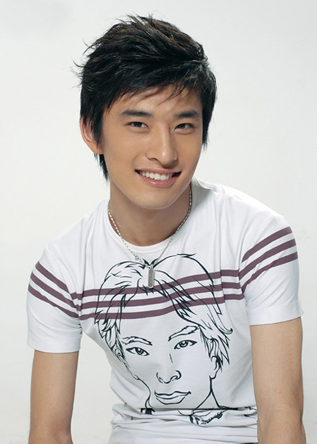 p>宫正楠(daniel),1984年10月17日出生于山东省烟台市,中国内地男演员