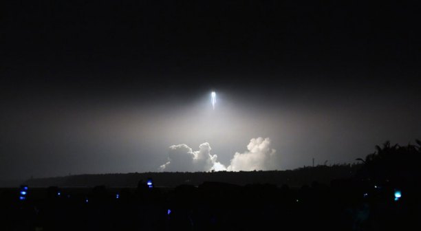 天舟一号升空之景