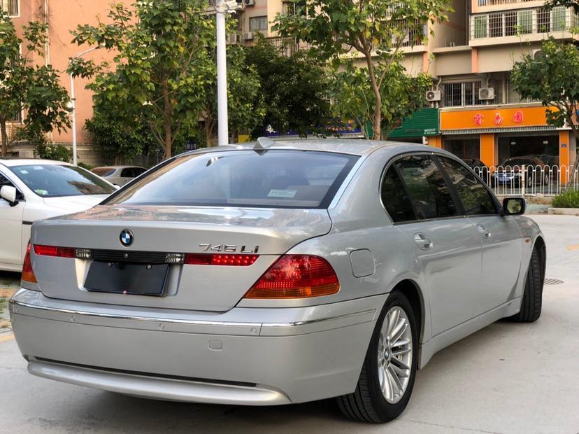 宝马7系04款 745li