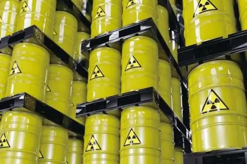  p>放射性废弃物为含有放射性核素或被放射性核素污染,其浓度或比活度