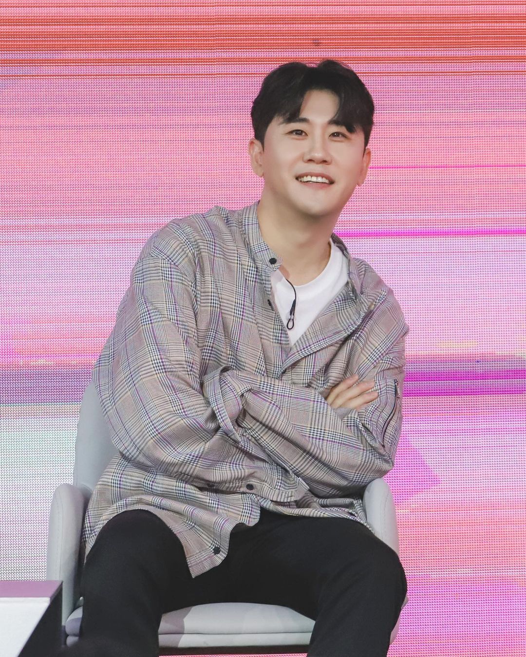  p>朴永卓(youngtak),1983年5月13日出生,毕业于国立大学综合艺术研究