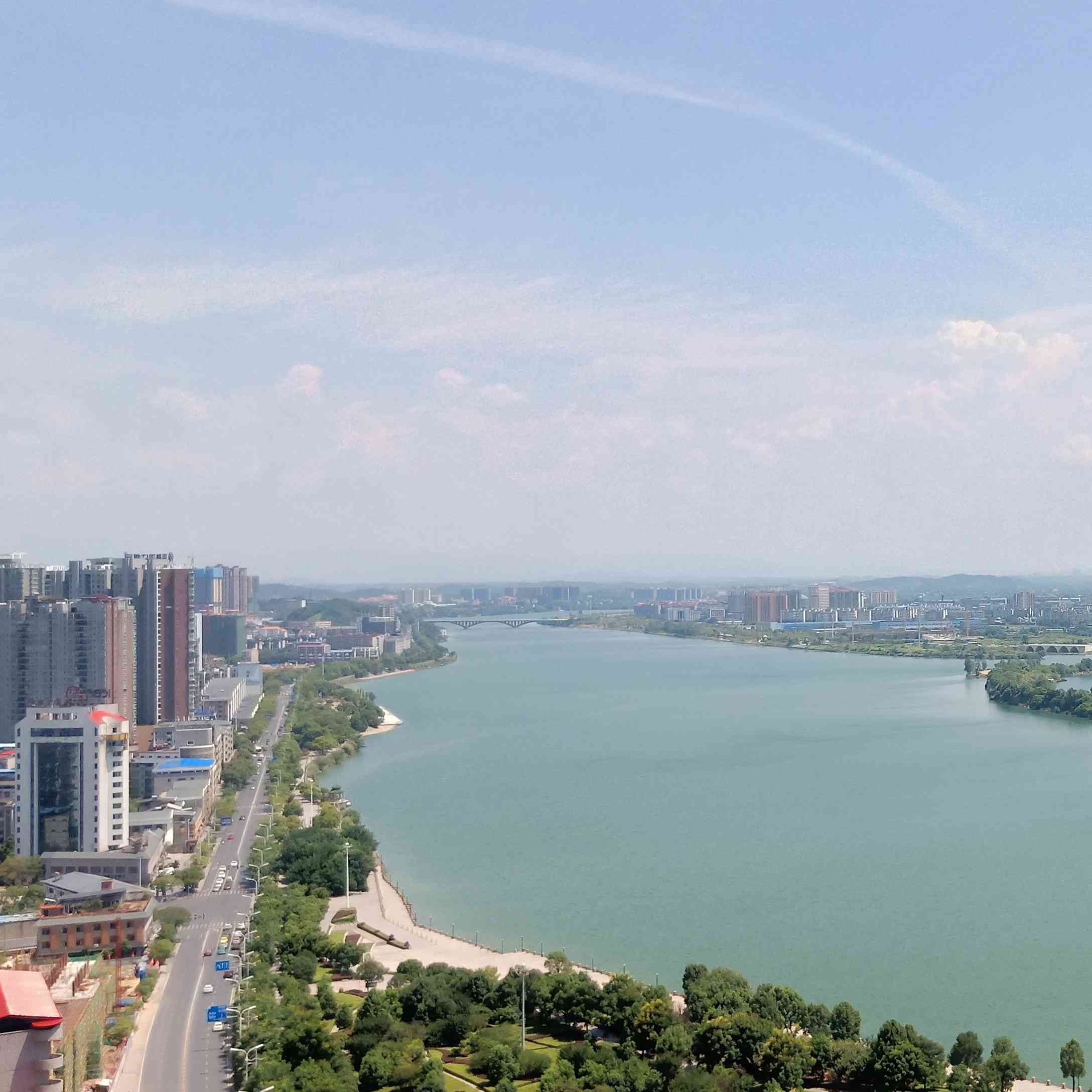 省 /a>永州市 a target="_blank" href="/item/冷水滩区/10369643"