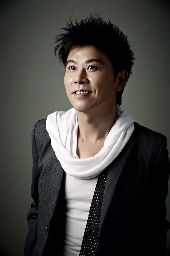  p>《小伍,歌》是 a target="_blank" href="/item/伍思凯/1751929"