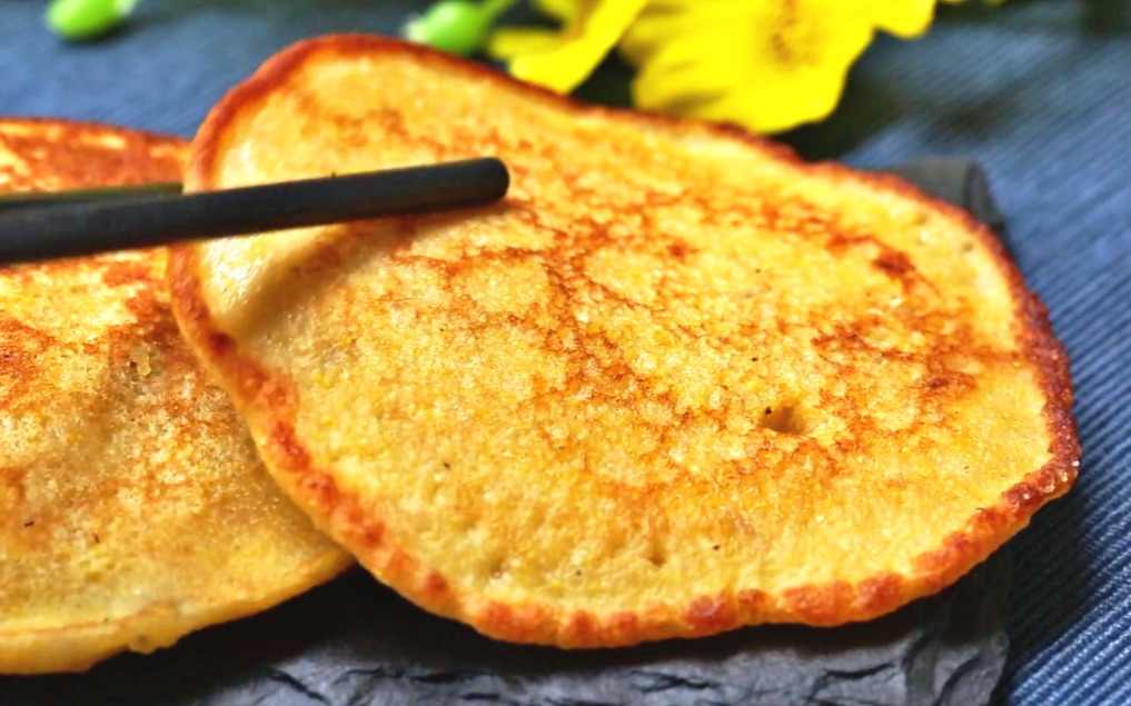 黑玉米渣软煎饼