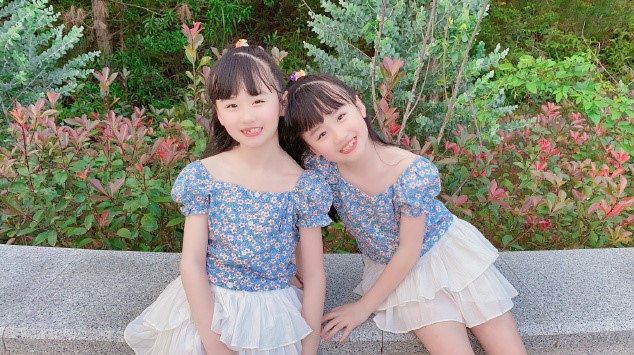  p data-id="gnbqfcyxn8">一一丫丫,女,真名:薛芷诺和薛芷言(双胞胎)