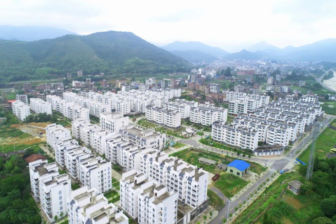  p>沙田镇,湖南省郴州市 a target="_blank" href="/item/桂东县