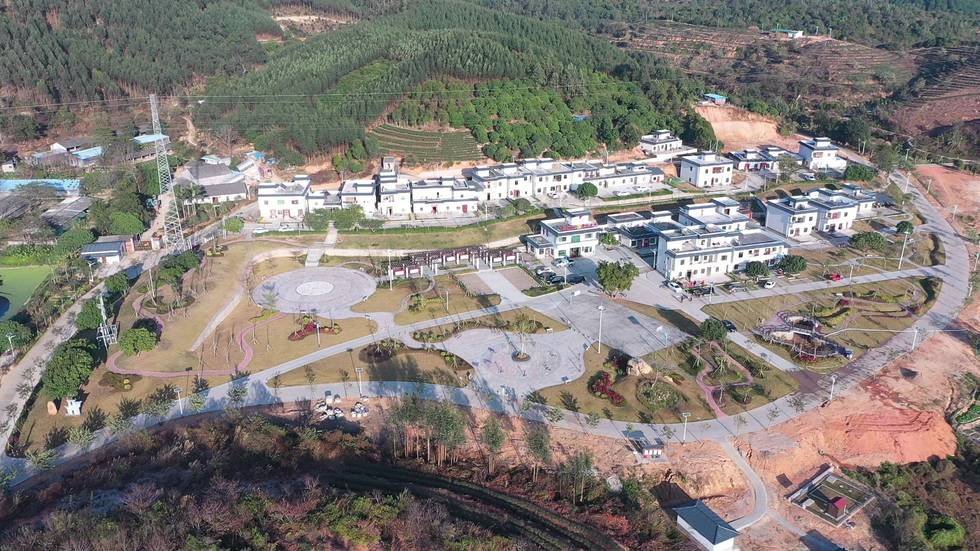  p>碧山村位于广东省惠州市惠东县城东南部,隶属惠东县平山街道管辖