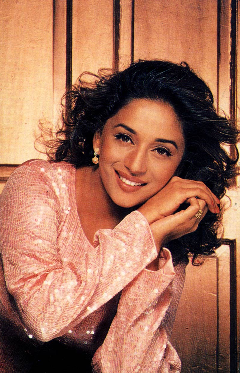 dixit,又译玛德胡瑞·迪克西特),1967年5月15日出生于孟买,印度女演员