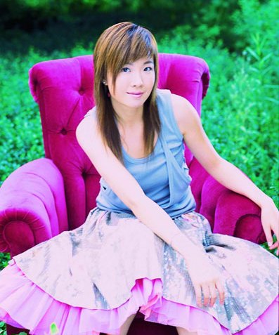 data-lemmaid="6087">叶蓓 /a>于2004年9月18日发行的音乐专辑,共收录