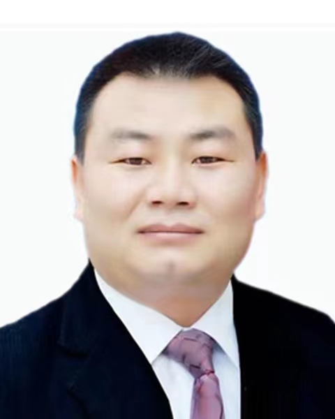  p data-id="tmy0ic1no82i">程华,男,汉族,1981年3月出生,贵州惠水人