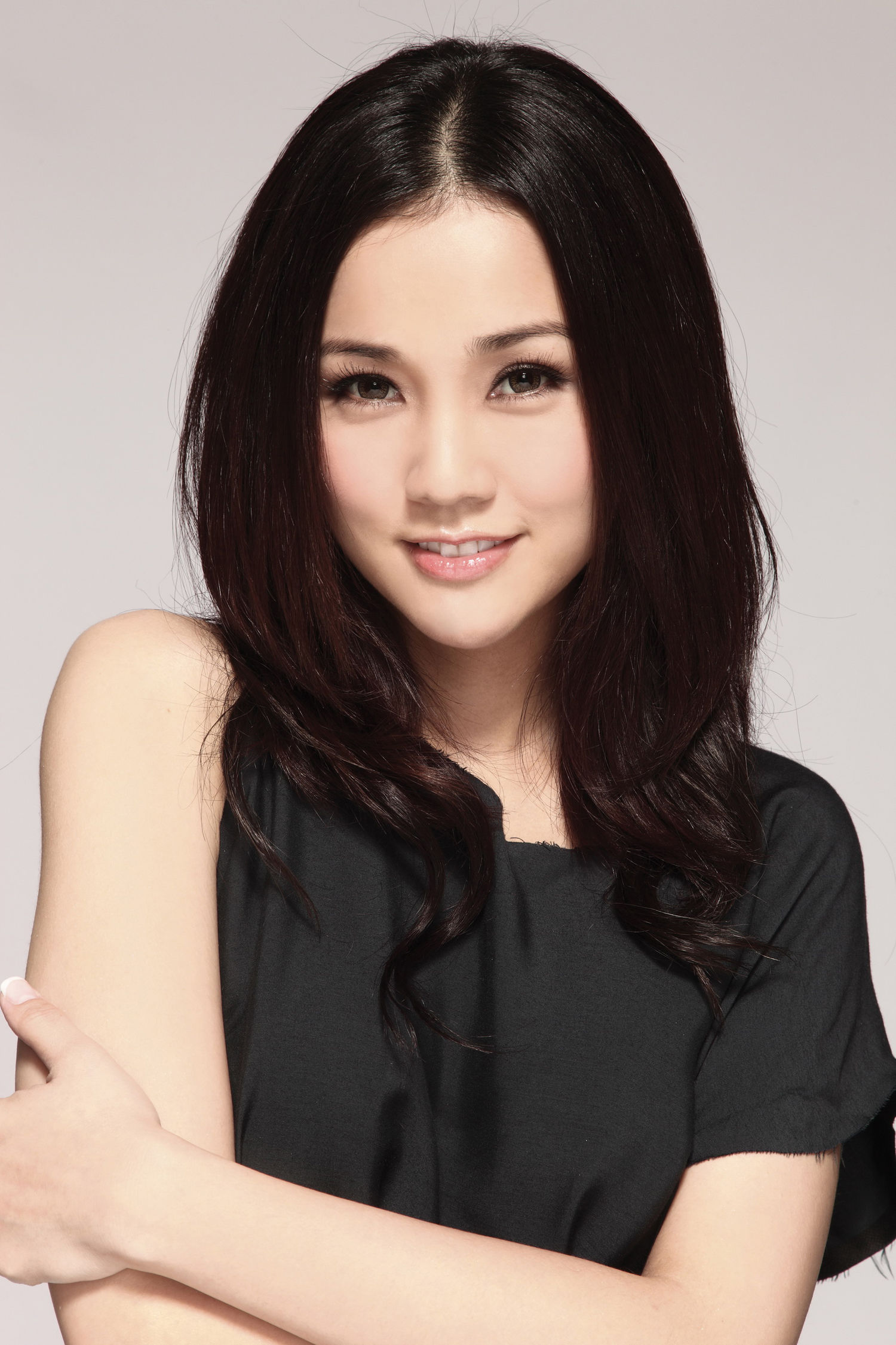 lft">《kay one》是 a target="_blank" href="/item/谢安琪/3130282"