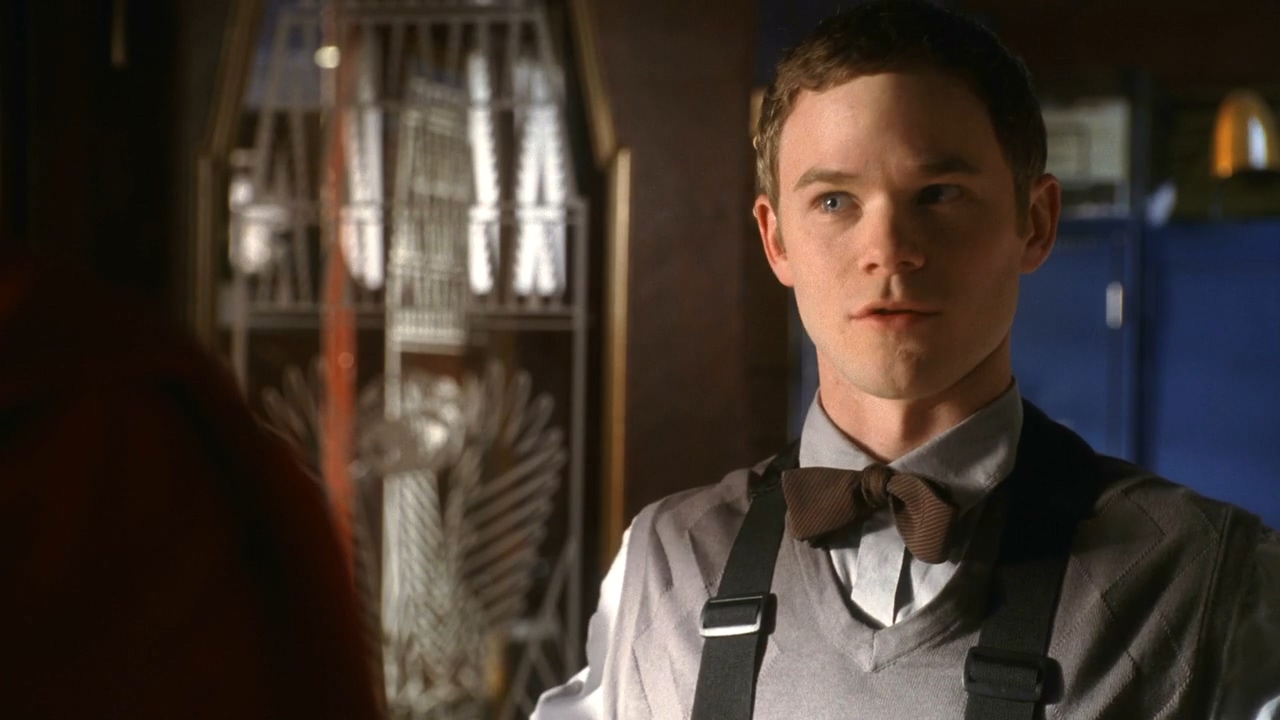  p>《超人前传》(smallville)是美国cw广播公司播出的电视剧.