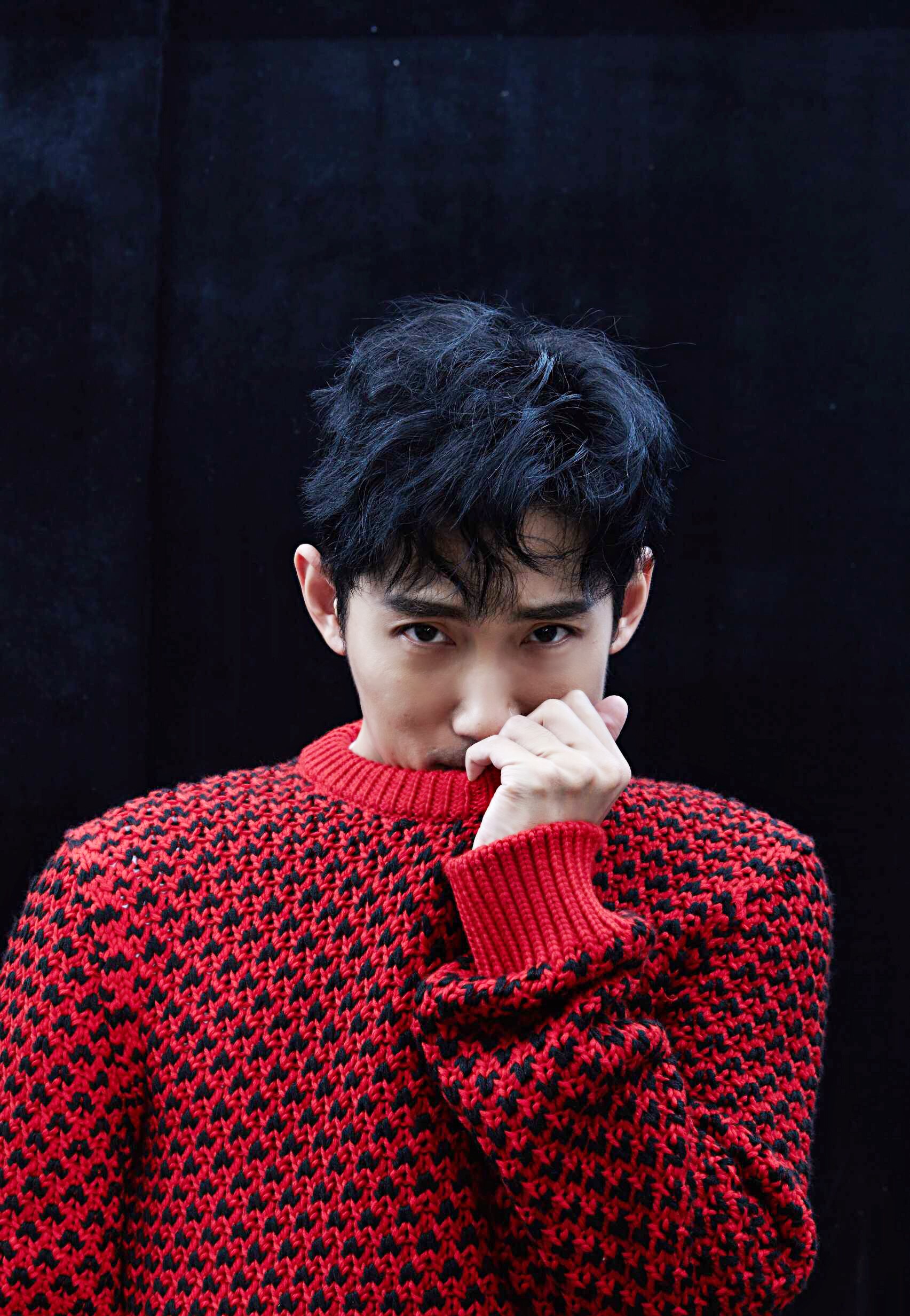  p data-id="gnx60w039n">陈牧扬 i>(原名陈