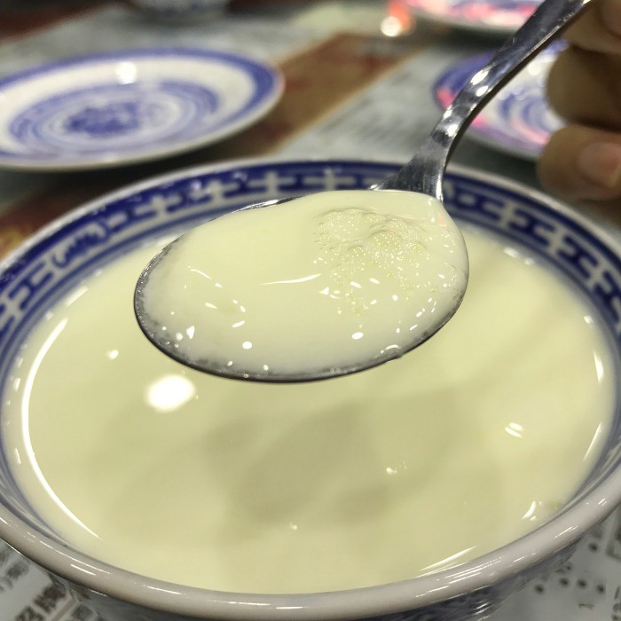  p>甜品姜汁撞奶是一款美食,主料有 a target="