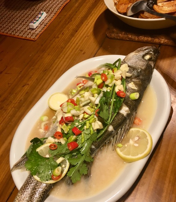 泰式蒸鲈鱼