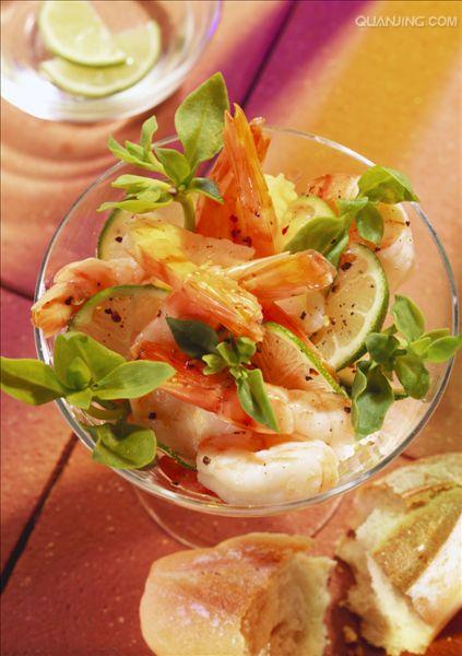  p data-id="gnwvxe4o5i">鸡尾虾,外文名shrimp cocktail, a target="