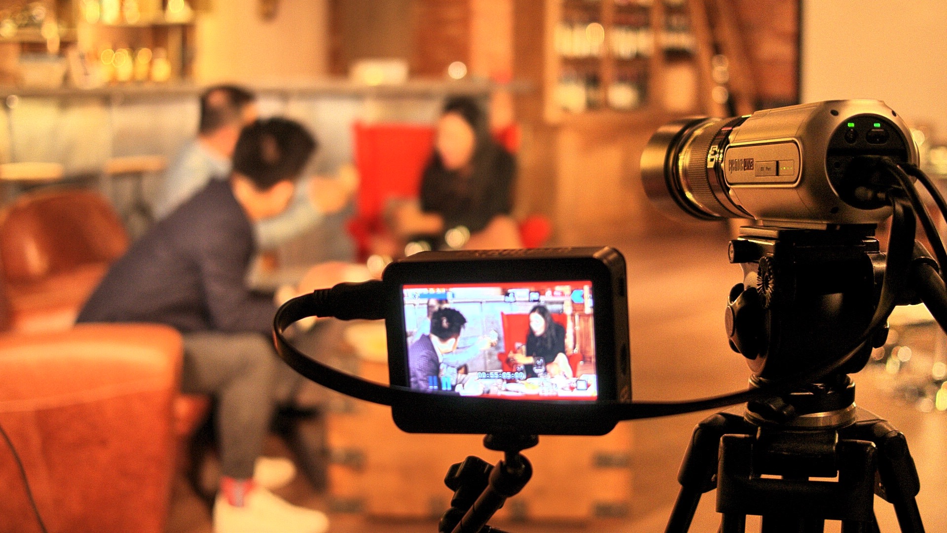 是该公司打造的第二代搭载"眼擎科技"的摄影设备,为直播 a target="