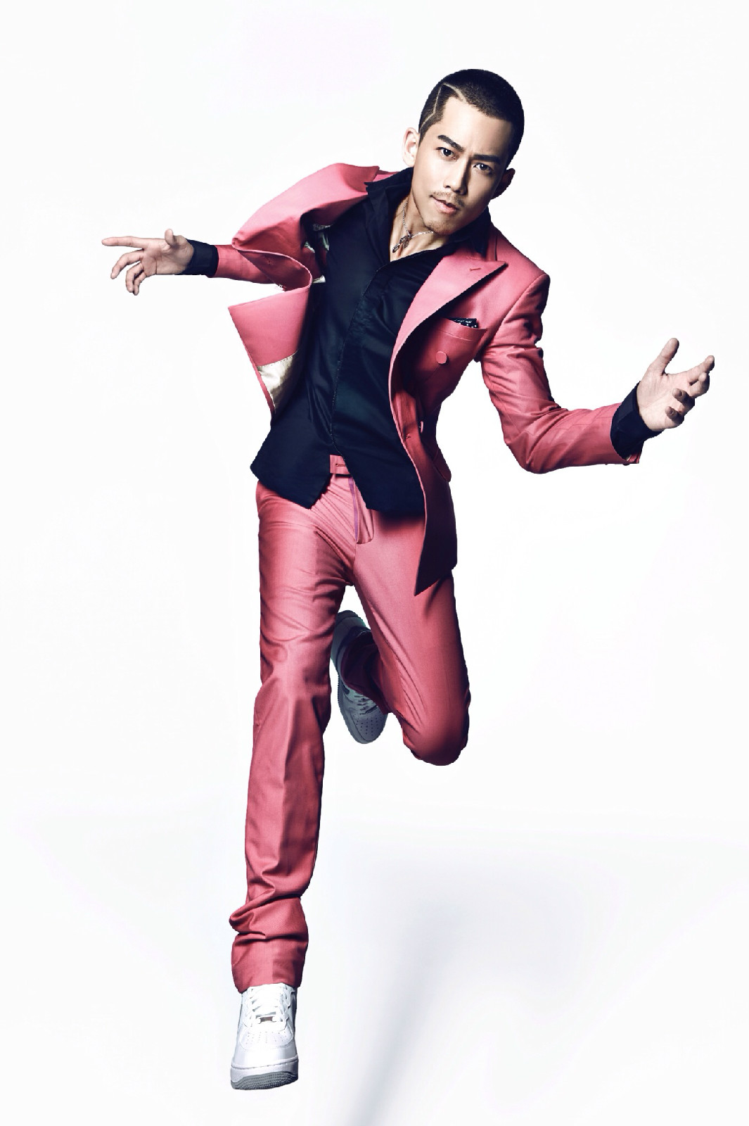  p>苏醒( i>allen su /i>),1984年3月5日出生于陕西西安,中国内地嘻哈