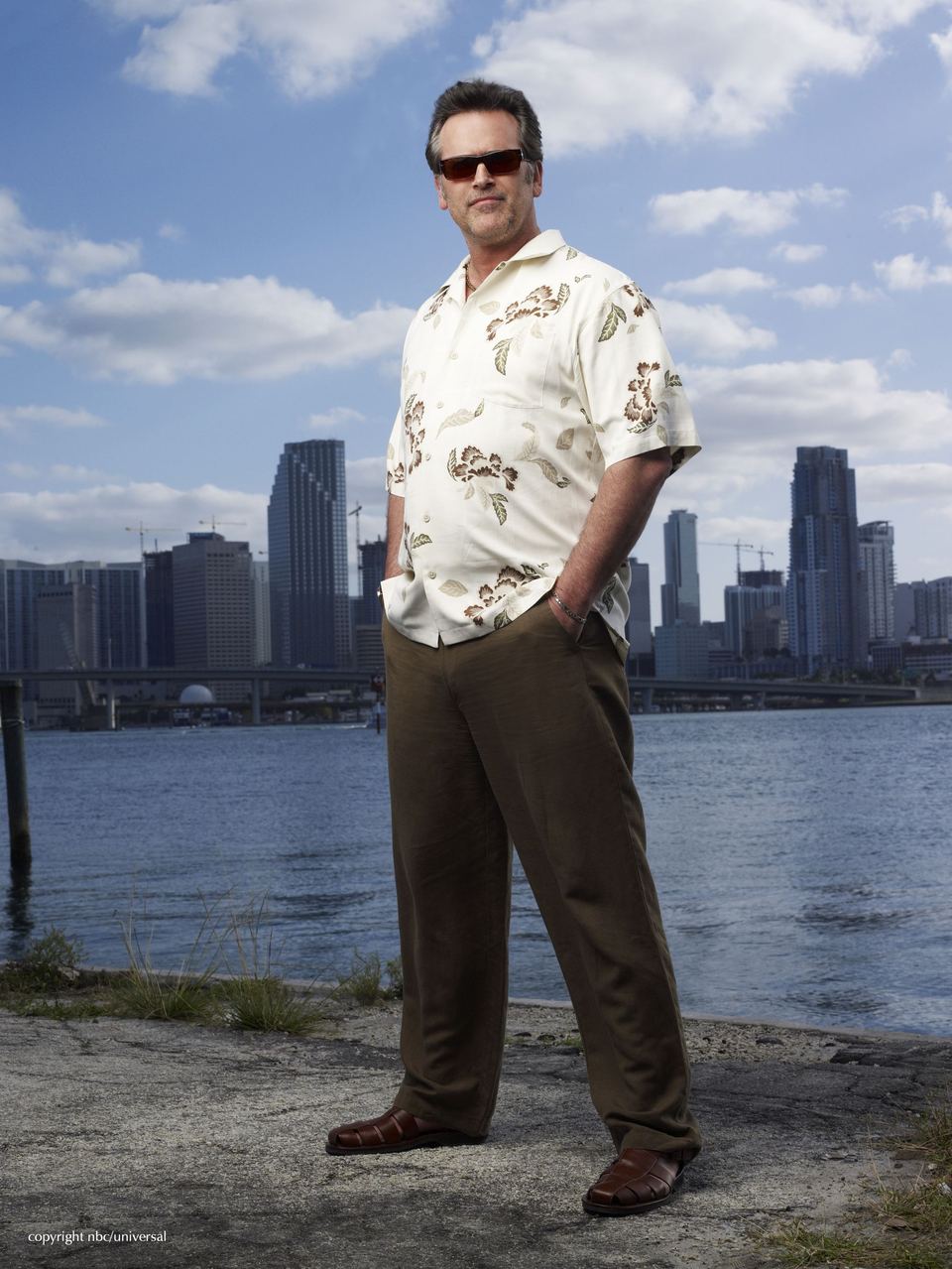 布鲁斯·坎贝尔