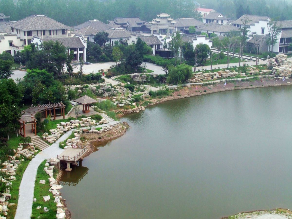  p> a target="_blank" href="/item/卧龙泉生态园/6187074" data