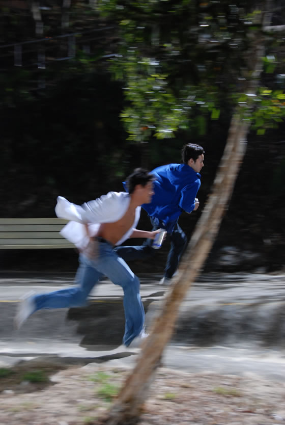  p>《永久居留》是由云翔电影出品, a target="_blank" href="/item