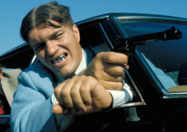 9t7sm">大钢牙(jaws),男, a target="_blank" href="/item/007/33915"