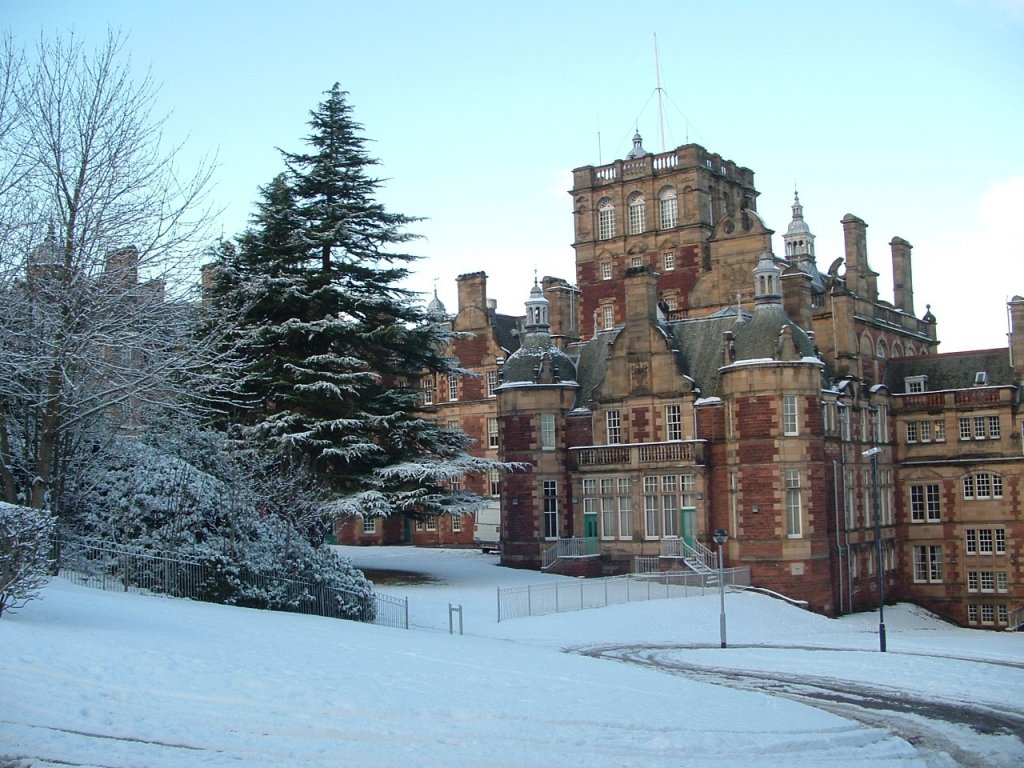 爱丁堡龙比亚大学