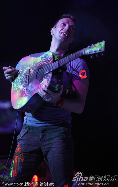  p>酷玩乐队 i>(coldplay) /i>,英国摇滚乐队,1996年成立于伦敦,由