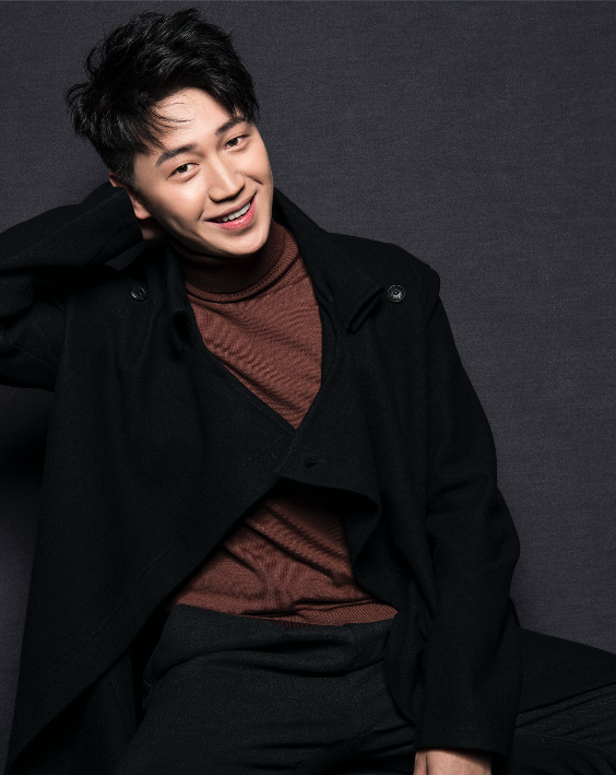 6nmqv">张凯淳,1994年7月31日出生于黑龙江省佳木斯市,中国内地男演员