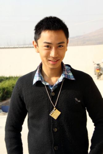  p data-id="go1bvk62im">杨潇,内地男演员,毕业于 a target="_blank"