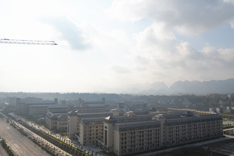 华中师大来凤附中·来凤一中