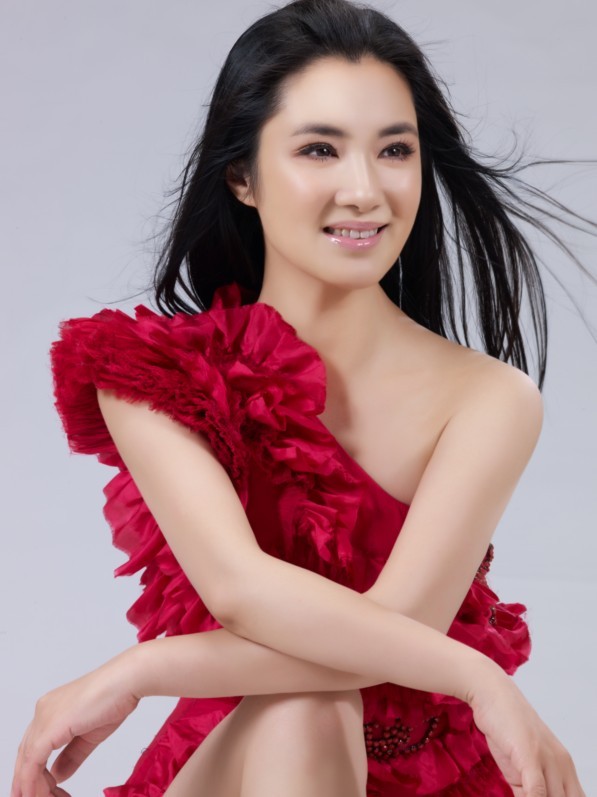  p>《蝶恋花·母亲》是刘一祯演唱的歌曲. /p>