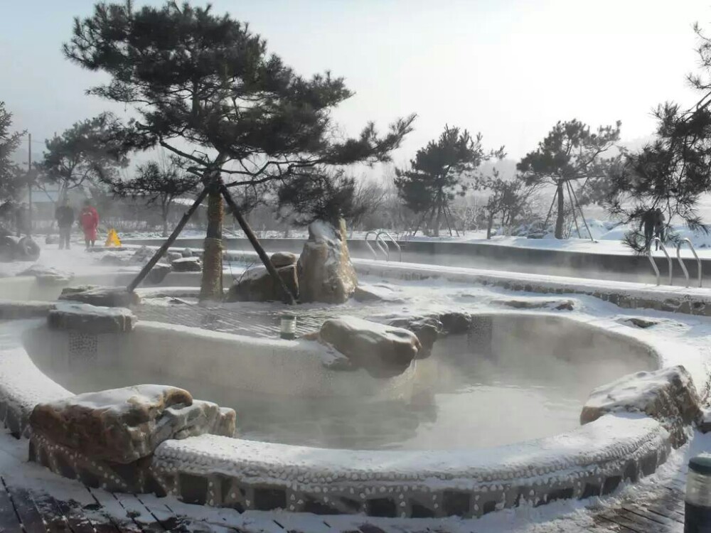  p>千山温泉位于辽宁省鞍山市,坐落于全国著名风景旅游胜地 a target=