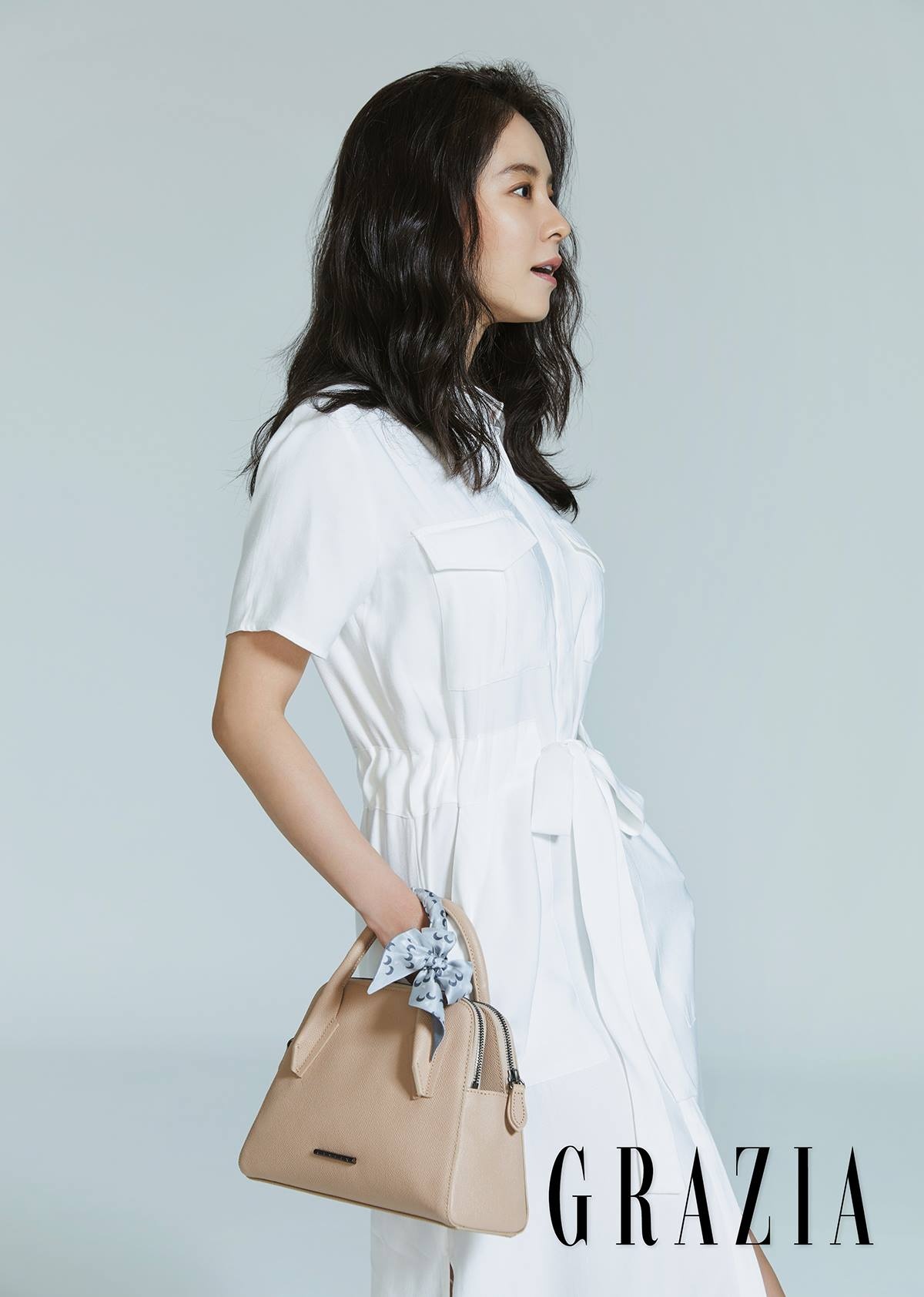  p>宋智孝(         ,song ji hyo),1981年8月15日出生于韩国庆尚北道