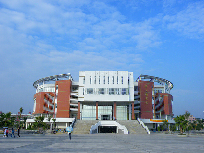  p>漳州师范学院是 a href="#">福建省重点建设高校 /a>之一,坐落于" 