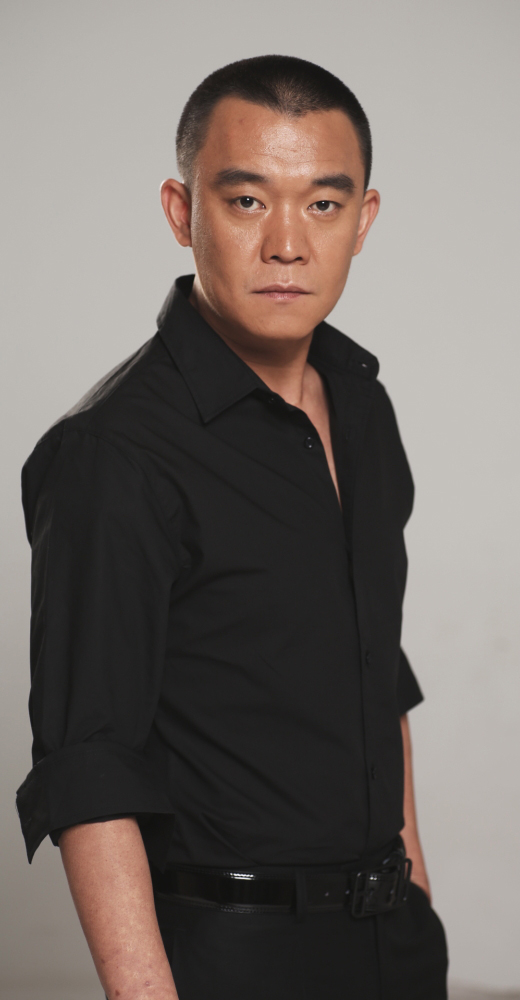 崔嵩潜伏(潜伏演员表_全部演员介绍崔嵩)