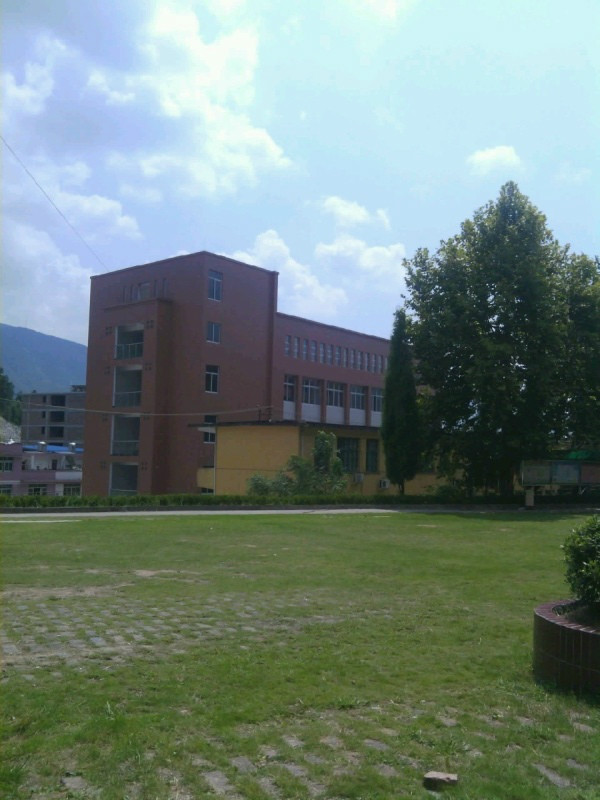  p>福建省 a href="#">古田县 /a>第六中学创办于1956年秋,时称培新