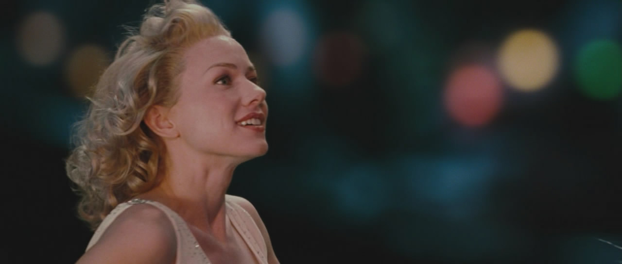  p>《金刚》是2005年上映的一部冒险电影,重拍1933年经典同名电影