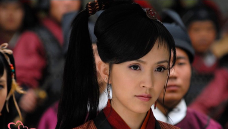  p data-id="gnyu2nokb8">铁飞花是一位乐观,自信的草根女子,具有断案