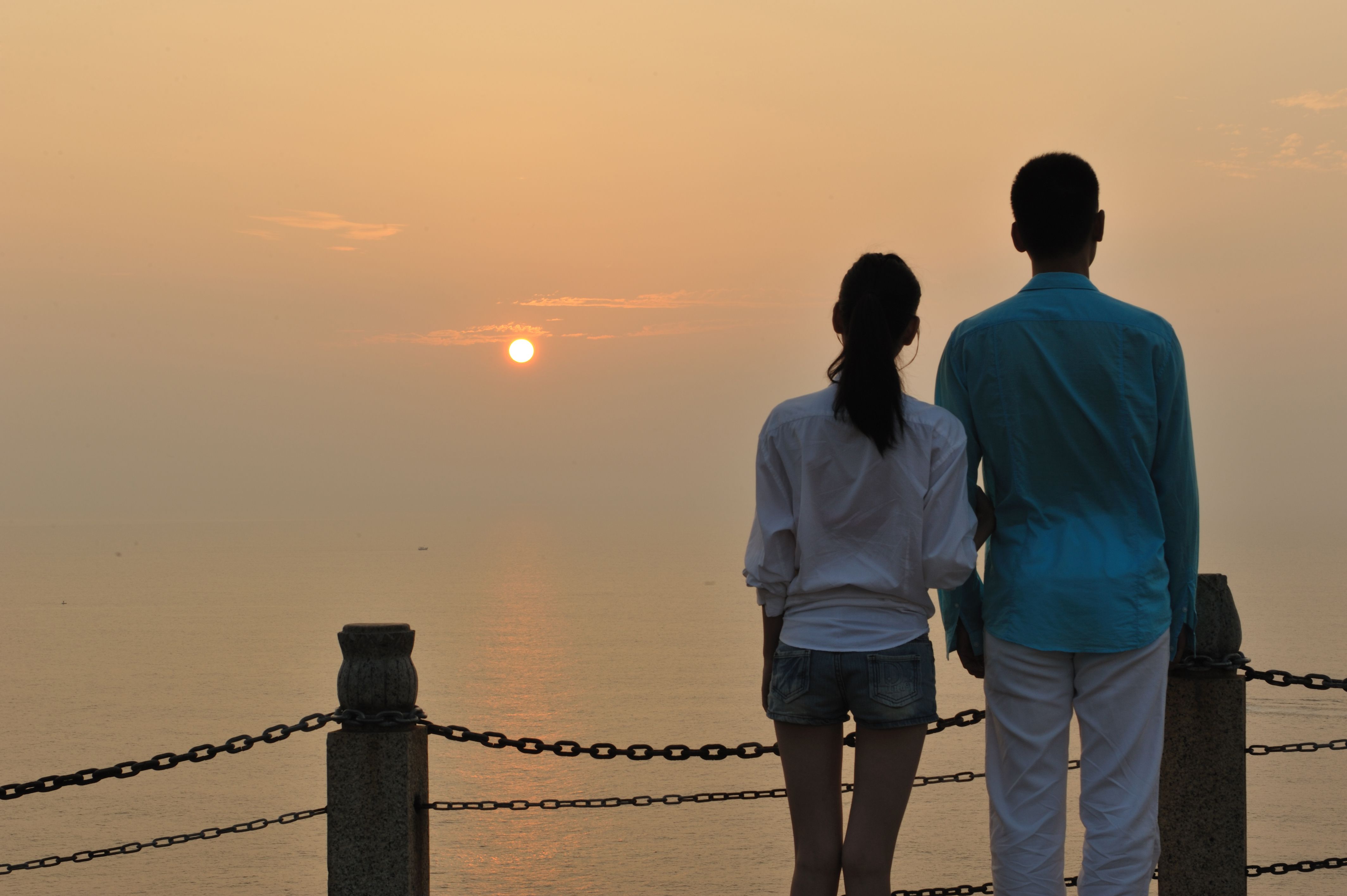  p>《蓝调海之恋》是由北京元之真影视文化发展有限公司出品的爱情