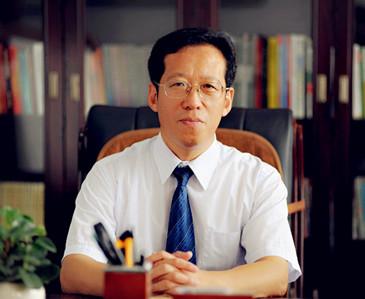  p>任典云,男,1965年2月生,山东莱州人,中共党员,1986年7月参加工作