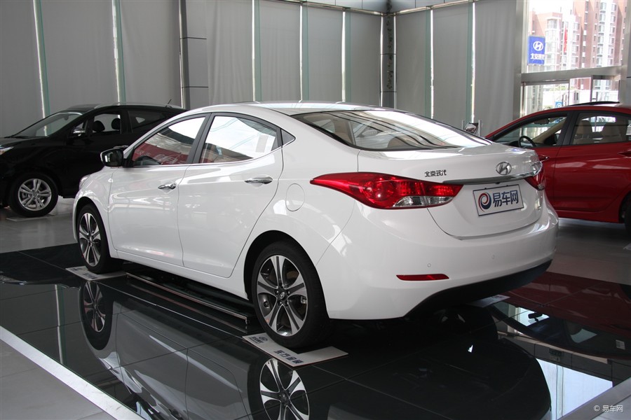  p data-id="gnzl0mwr4s">朗动,是在海外率先上市的现代汽车全球 a