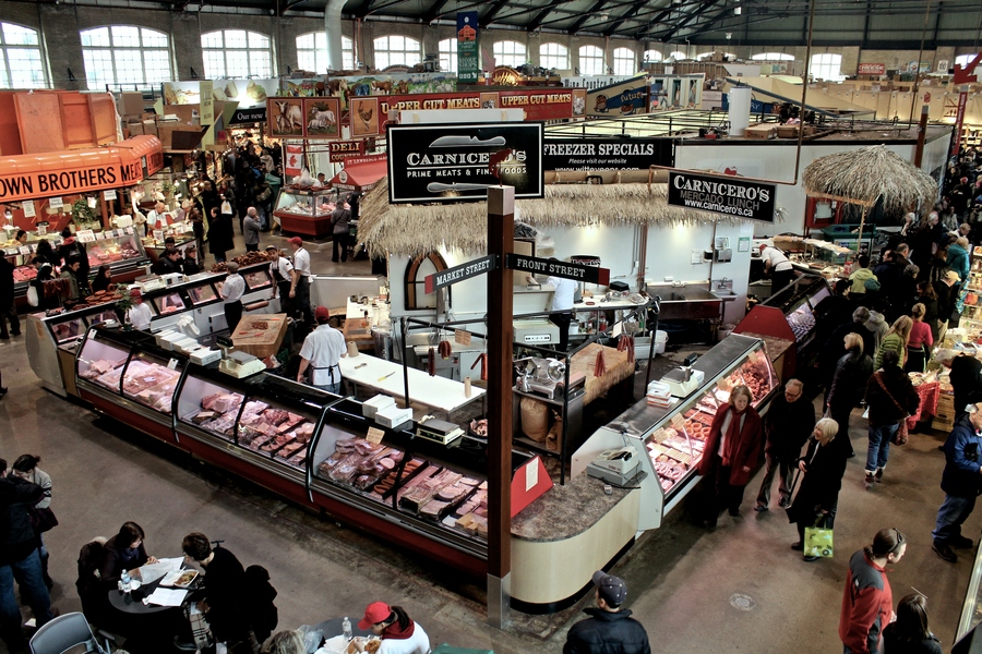  p data-id="gnxah86qba">圣劳伦斯市场这处古老的集市一直沿用,历久