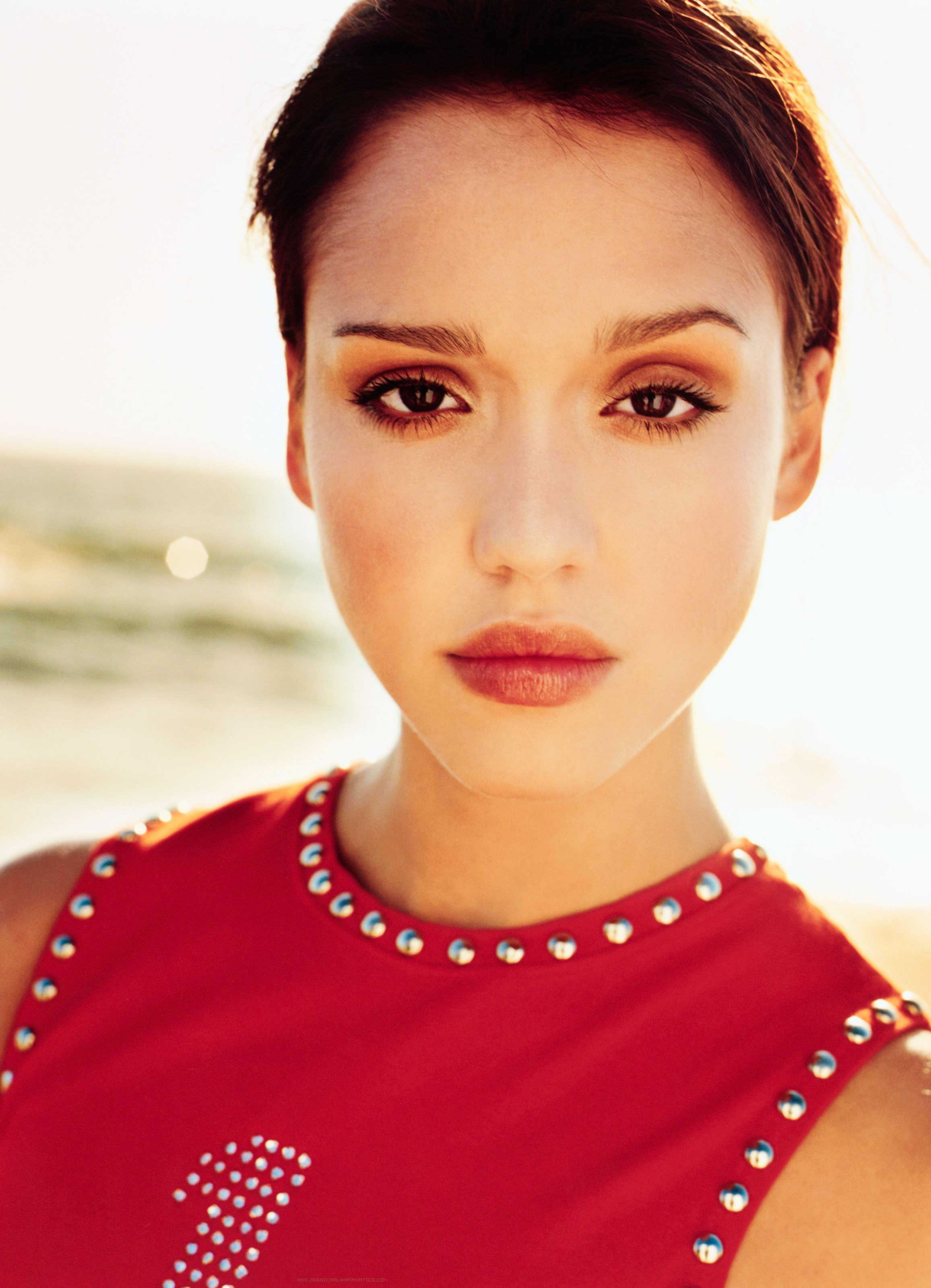 洁西卡·玛丽·艾芭