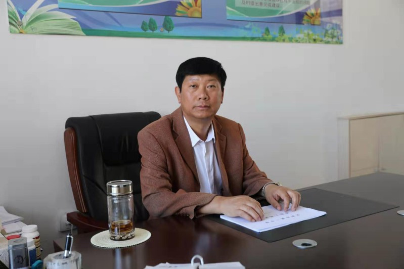 data-lemmaid="902031">洮南市 /a>第一中学党支部书记,校长