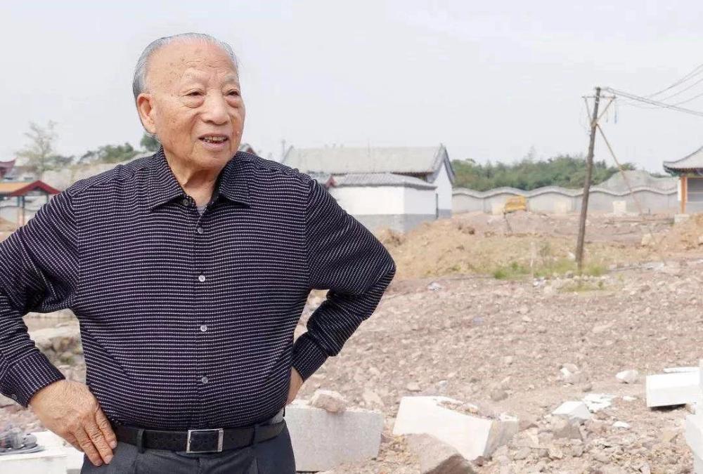 徐文荣