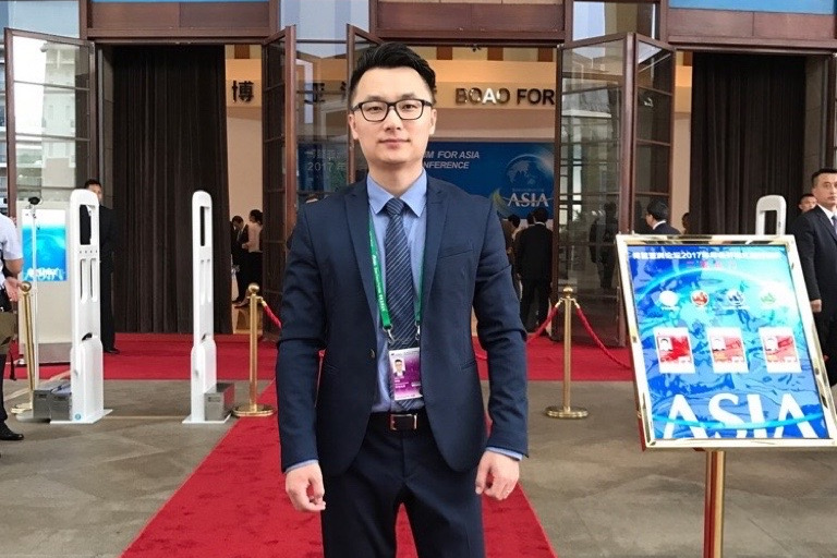 邹健